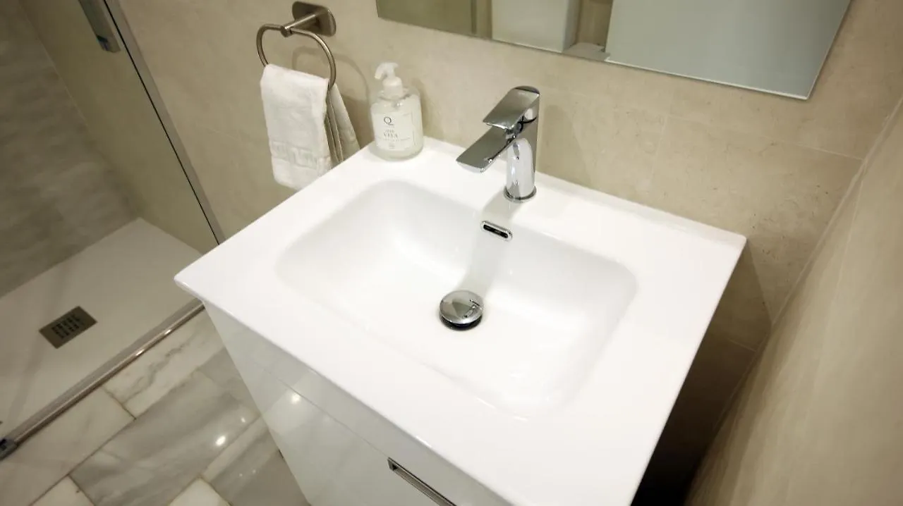 Allo Apartments Larga Hideaway Parking Gratis Centro 2 Habitaciones Jerez de la Frontera 0*,  Spain